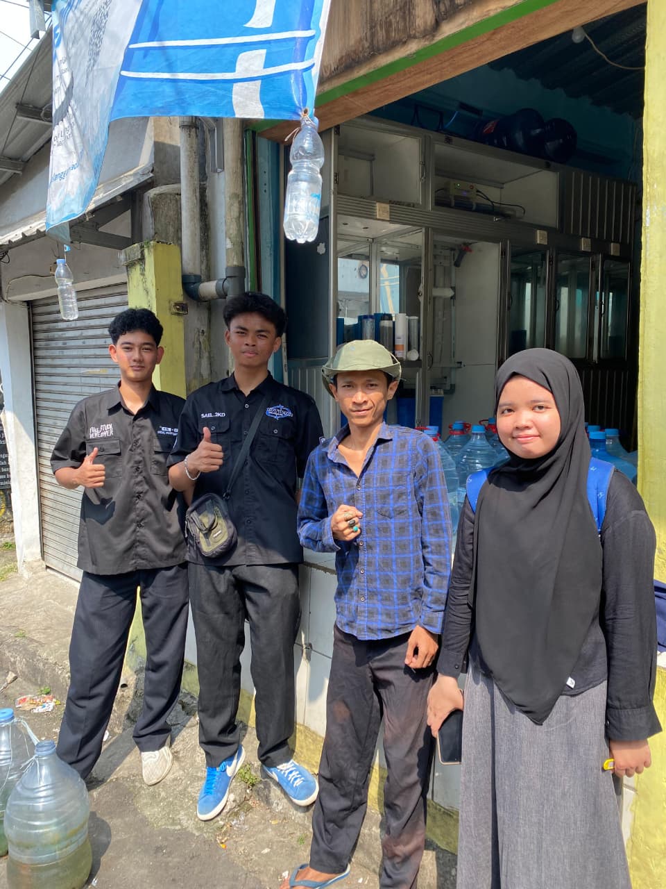 Foto dokumentasi kedua Kelompok 4